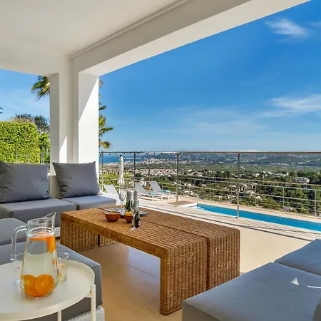 Βίλα Balcon De *